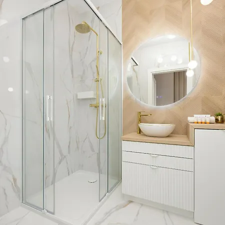 Stylish Apartment With Balcony 7Th Floor By Noclegi Renters Warschau Exterior foto