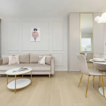 Stylish Apartment With Balcony 7Th Floor By Noclegi Renters Warschau Exterior foto