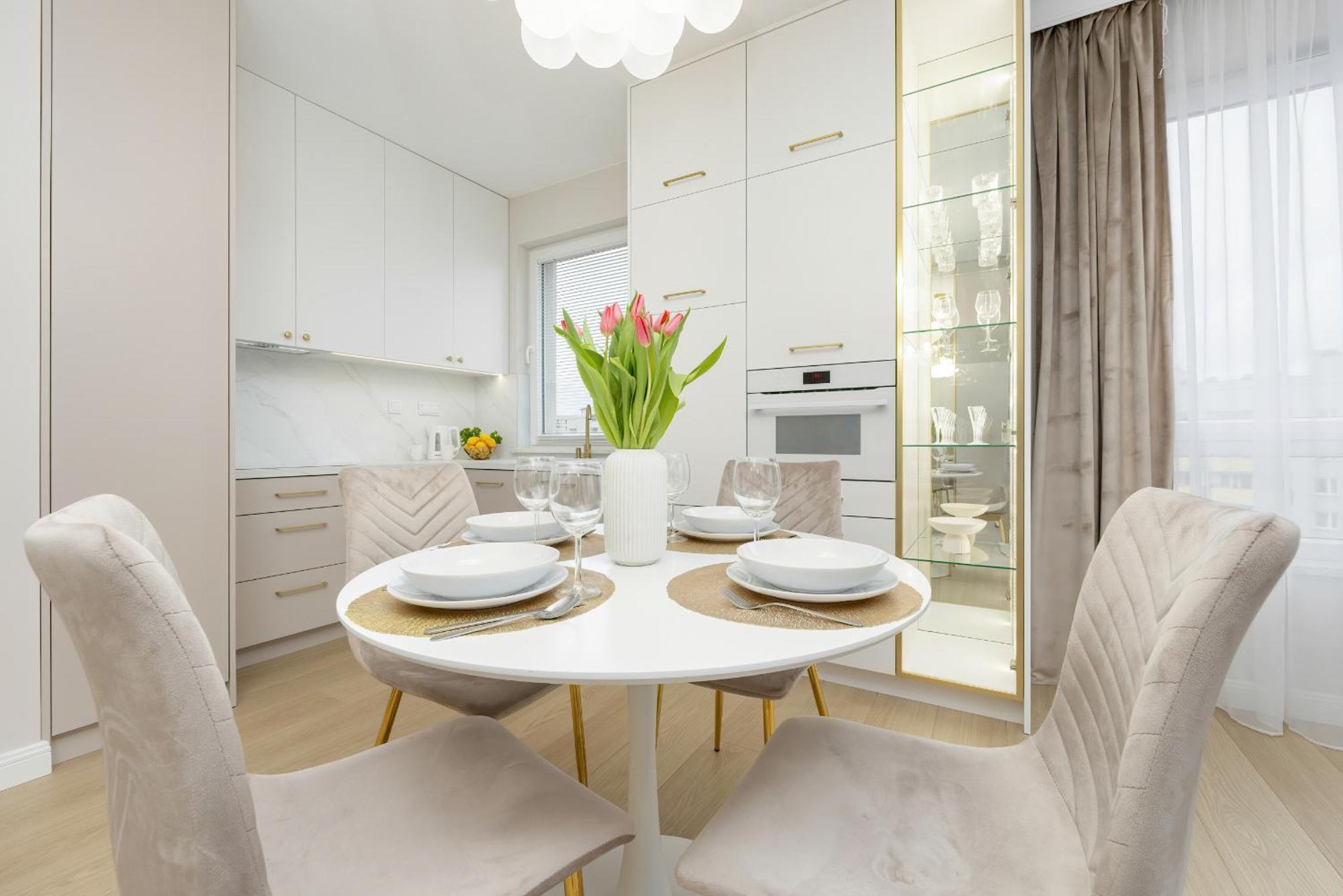 Stylish With Balcony 7th Floor By Renters * Varsovia